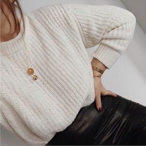 WILFRED Aritzia Essential Chenille Sweater Ivory
